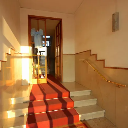 Vr - Cangrande On The River Verona