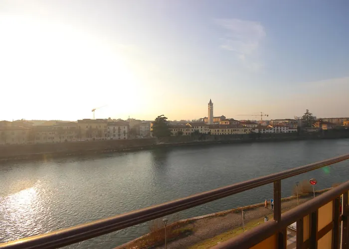 Vr - Cangrande On The River 公寓 维罗纳