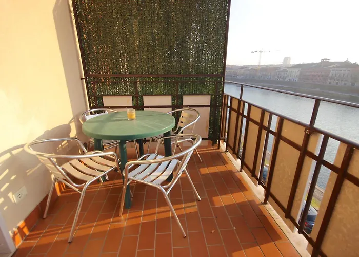 Vr - Cangrande On The River Verona