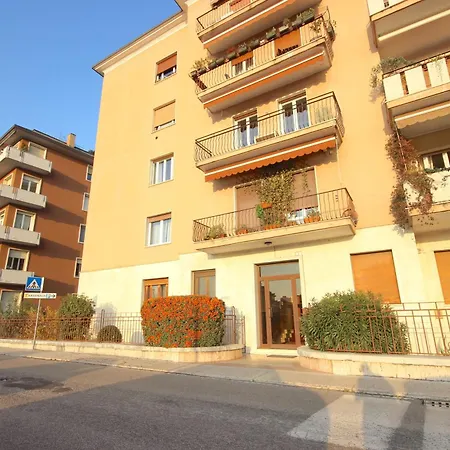 Vr - Cangrande On The River Апартаменты *